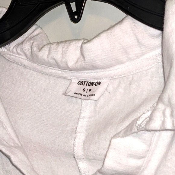 Cotton On Cropped Polo Collared White Shirt - Picture 2 of 4